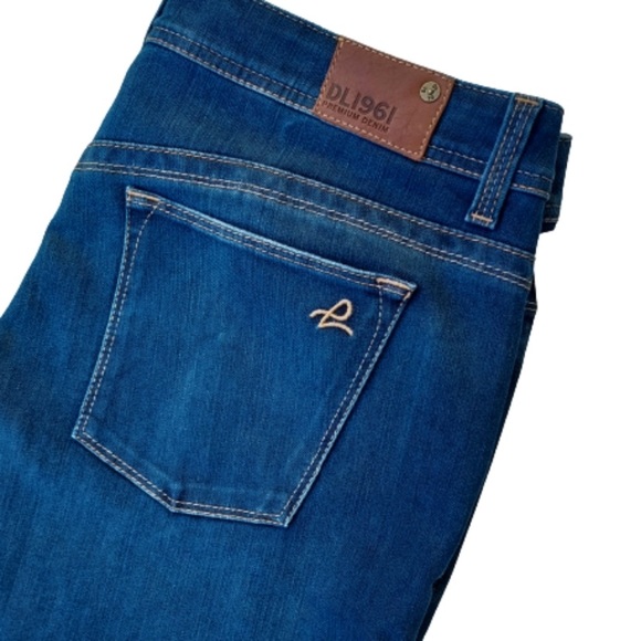 DL1961 Jennifer Bootcut Jean - Picture 8 of 10